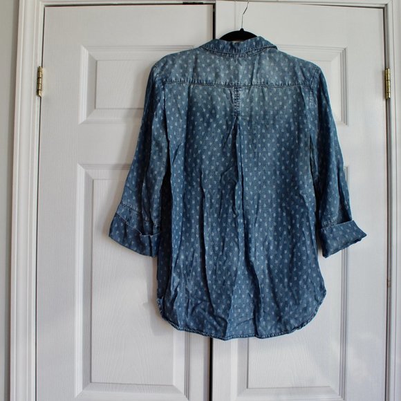 Anthropologie Cloth & Stone Chambray Button Down Print Shirt Size M Denim - Picture 6 of 11